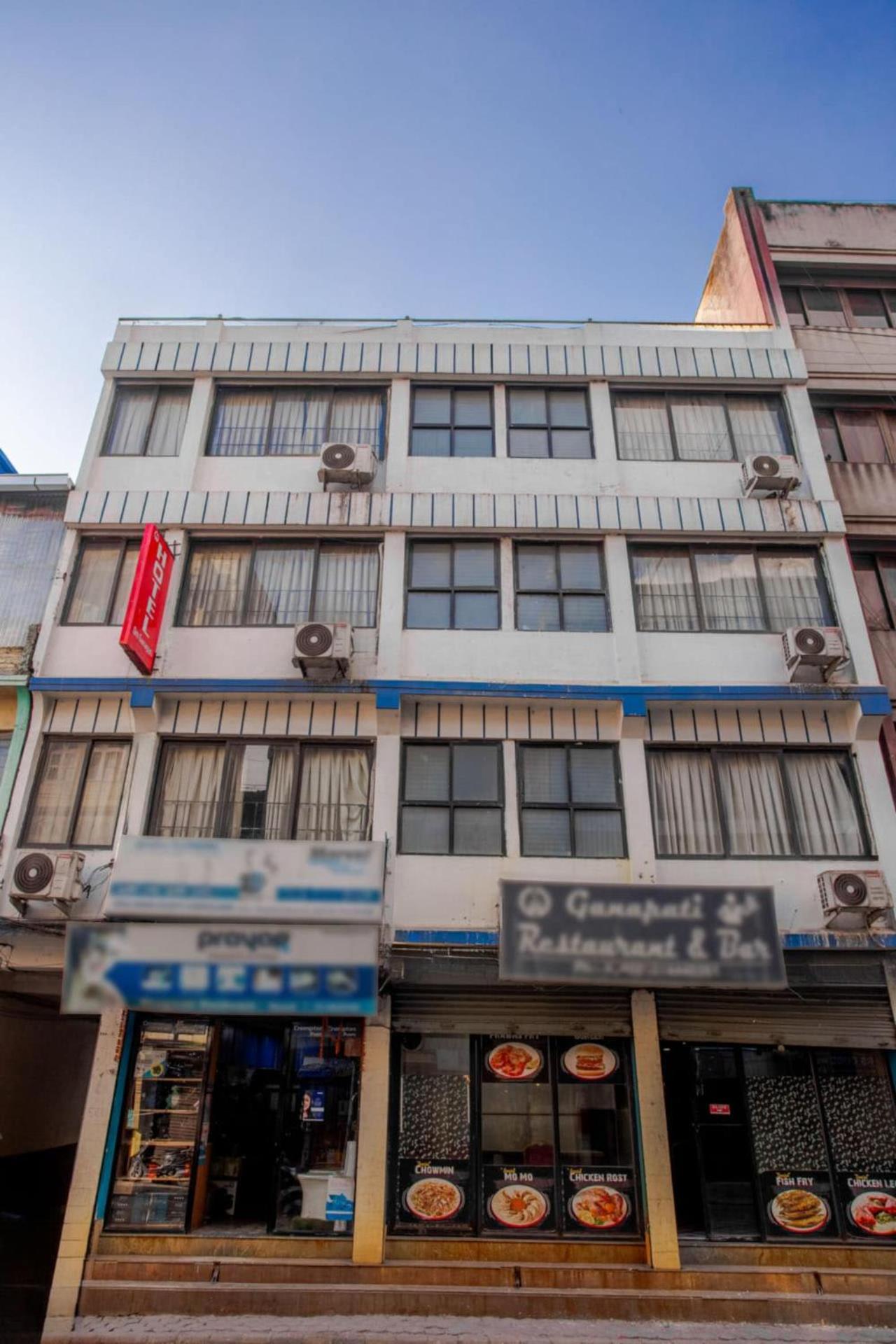 Oyo 808 Hotel Om Ganapati Pvt Ltd Kathmandu Exterior photo